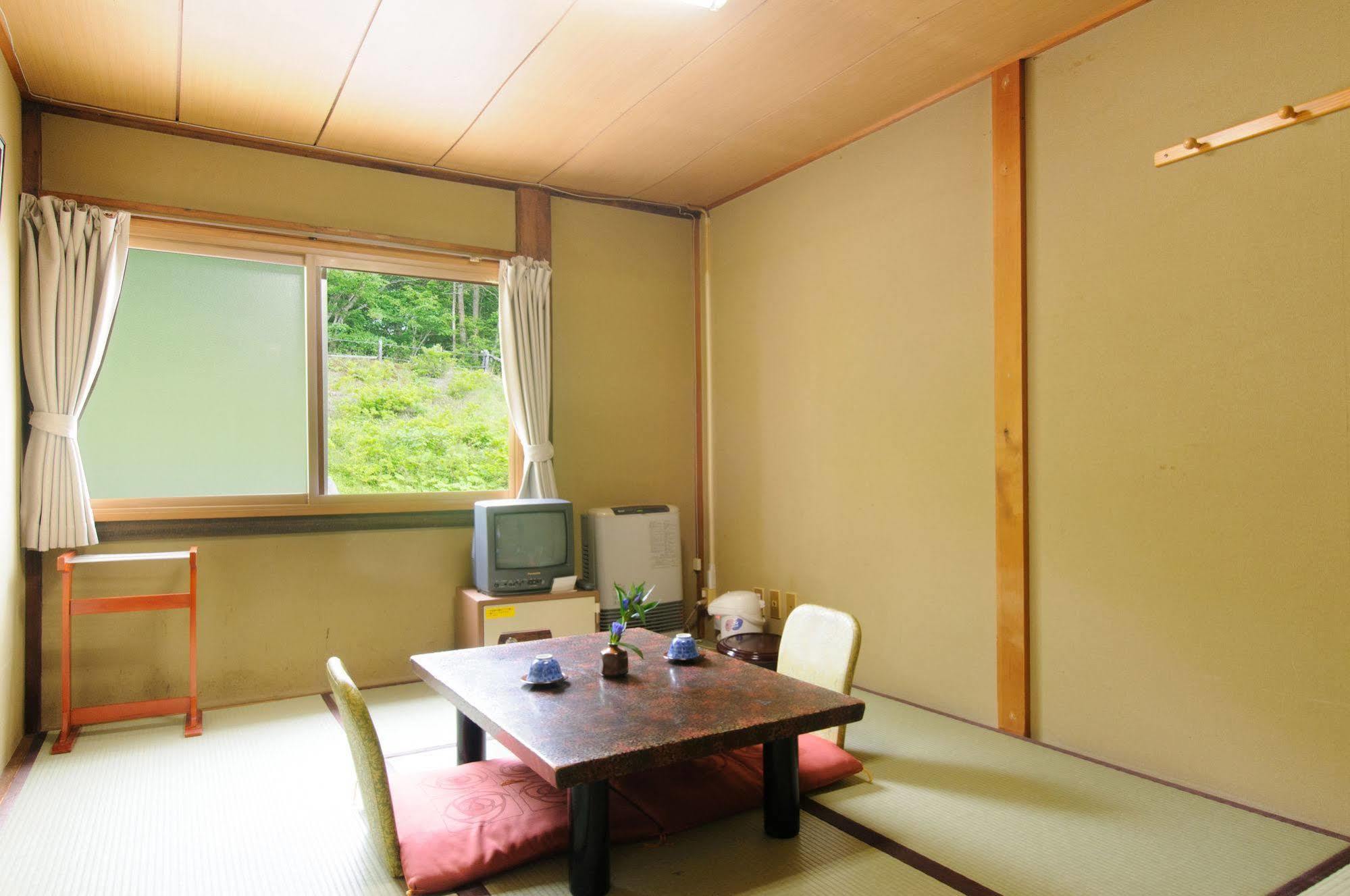Yachi Onsen Hotel โทวาดะ ภายนอก รูปภาพ