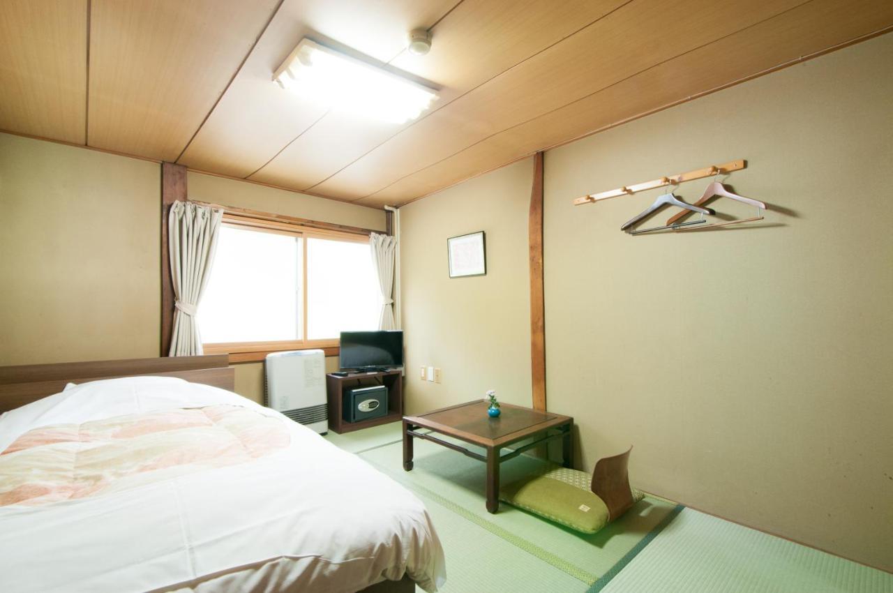 Yachi Onsen Hotel โทวาดะ ภายนอก รูปภาพ