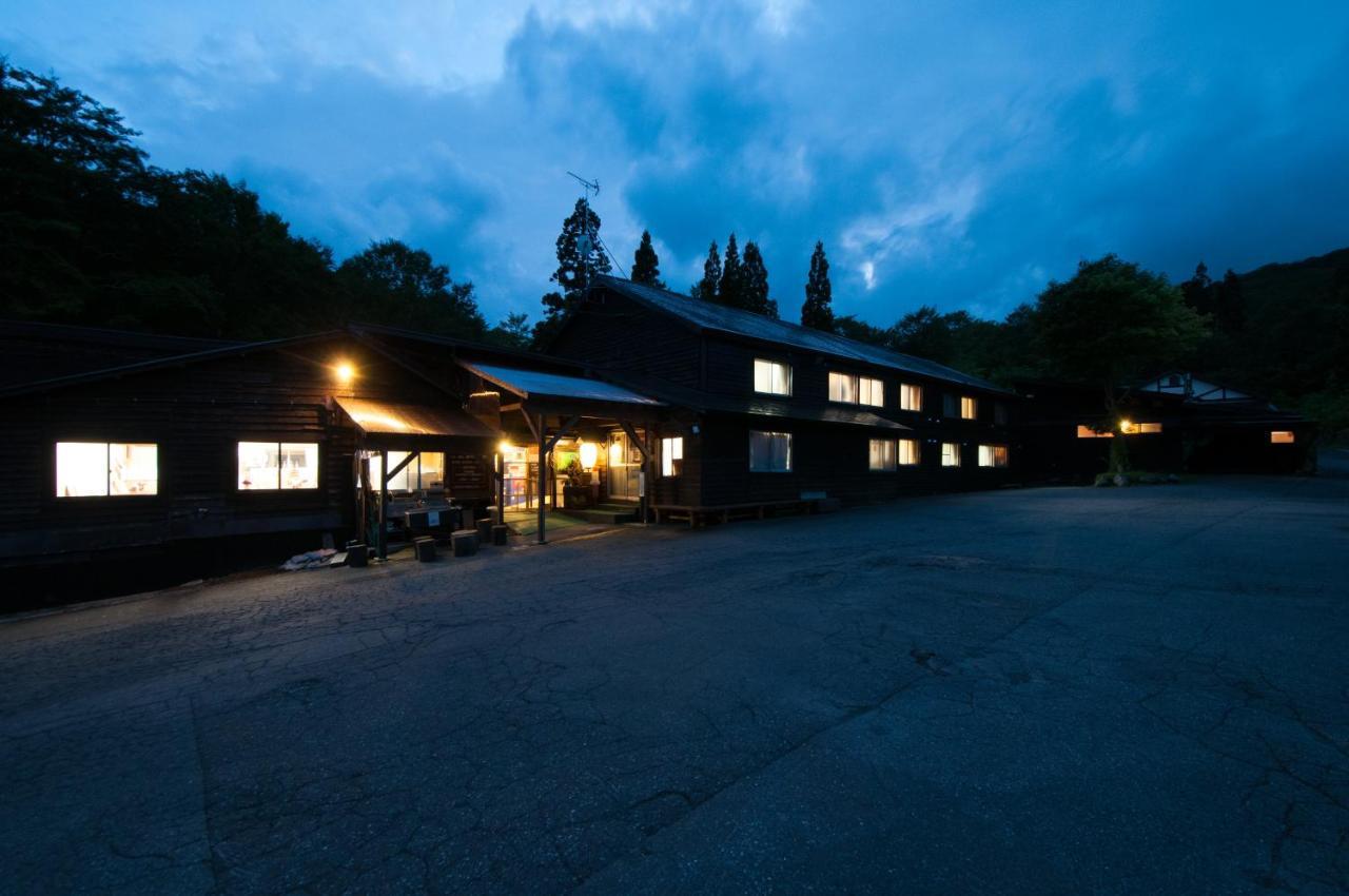 Yachi Onsen Hotel โทวาดะ ภายนอก รูปภาพ